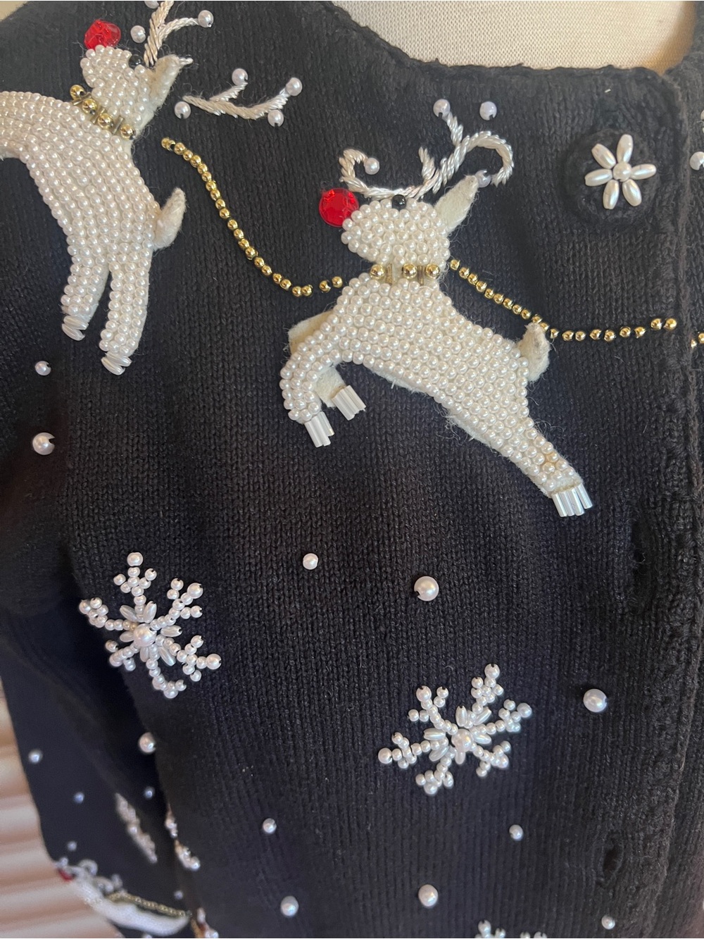 Vintage Michael Simon Beaded Christmas Cardigan Reindeer and Santa Womens M - Picture 2 of 9